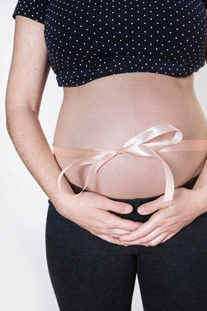 Почему наблюдаются боли в нижней части живота на ранних сроках беременности?